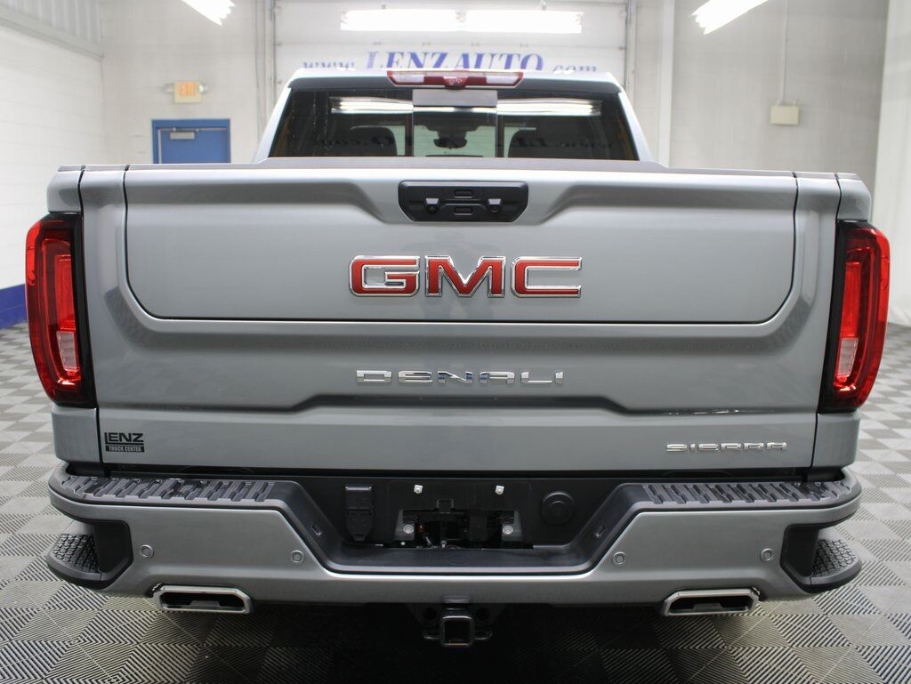 2024 GMC Sierra 1500 4x4 Crew Cab Denali Fond du Lac WI