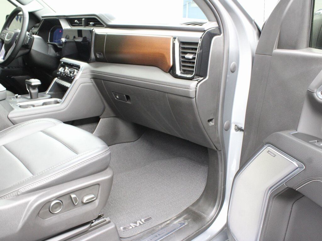 2024 GMC Sierra 1500 4x4 Crew Cab Denali Fond du Lac WI