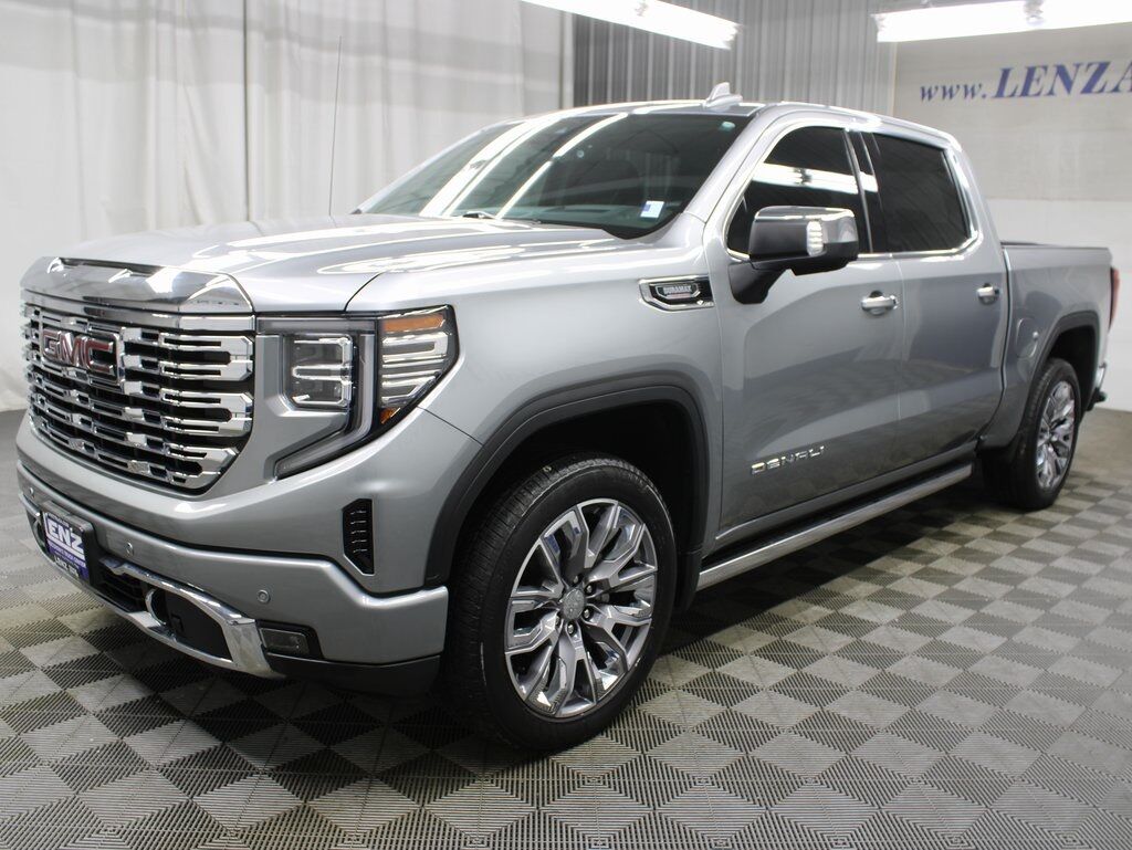 2024 GMC Sierra 1500 4x4 Crew Cab Denali Fond du Lac WI