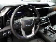 2024 GMC Sierra 1500 4x4 Crew Cab Denali Fond du Lac WI