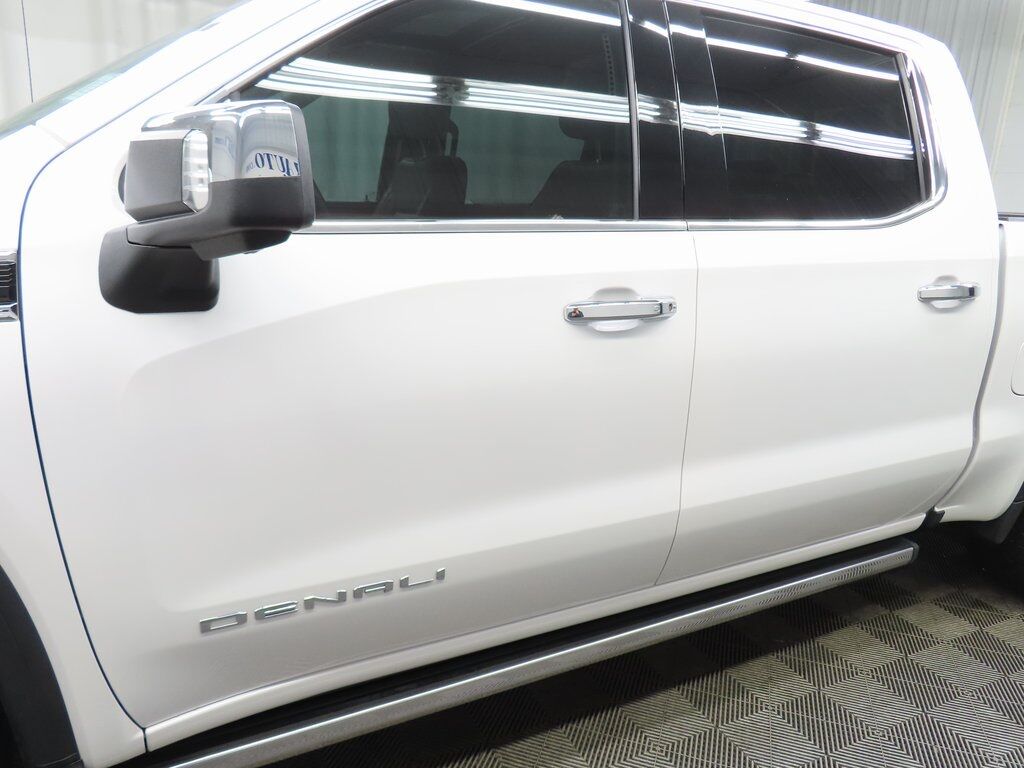 2024 GMC Sierra 1500 4x4 Crew Cab Denali Fond du Lac WI