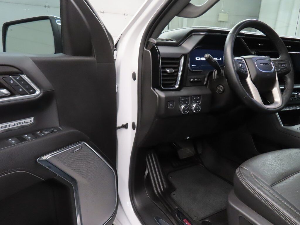 2024 GMC Sierra 1500 4x4 Crew Cab Denali Fond du Lac WI