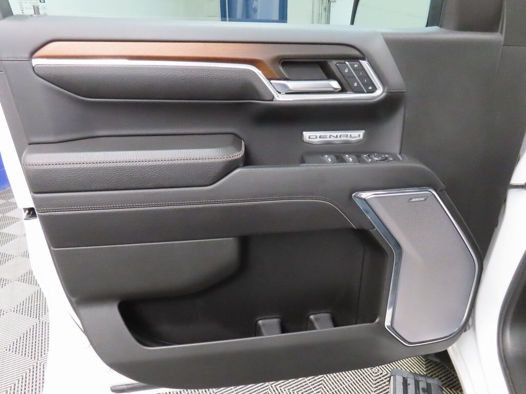 2024 GMC Sierra 1500 4x4 Crew Cab Denali Fond du Lac WI