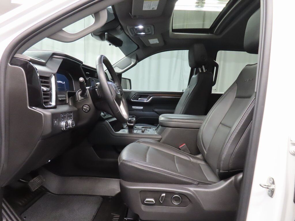 2024 GMC Sierra 1500 4x4 Crew Cab Denali Fond du Lac WI