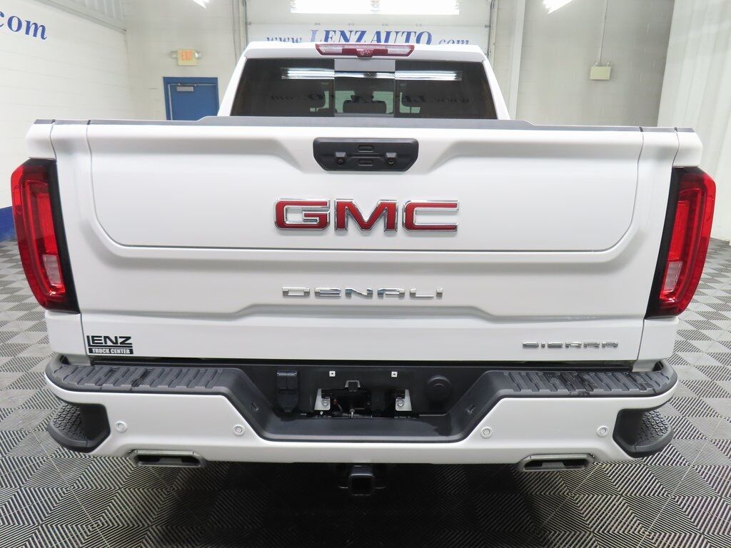2024 GMC Sierra 1500 4x4 Crew Cab Denali Fond du Lac WI