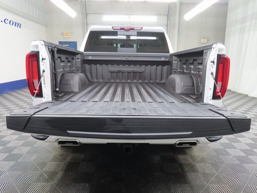 2024 GMC Sierra 1500 4x4 Crew Cab Denali Fond du Lac WI