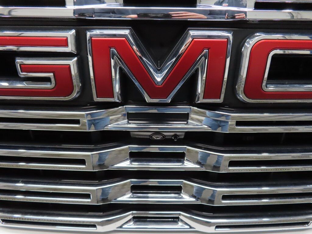 2024 GMC Sierra 1500 4x4 Crew Cab Denali Fond du Lac WI