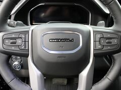 2024 GMC Sierra 1500 4x4 Crew Cab Denali Fond du Lac WI