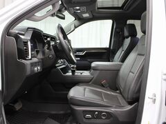 2024 GMC Sierra 1500 4x4 Crew Cab Denali Fond du Lac WI
