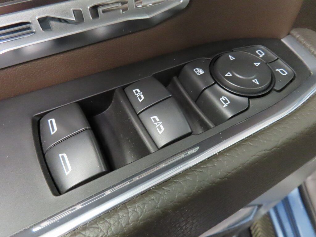 2024 GMC Sierra 1500 4x4 Crew Cab Denali Fond du Lac WI