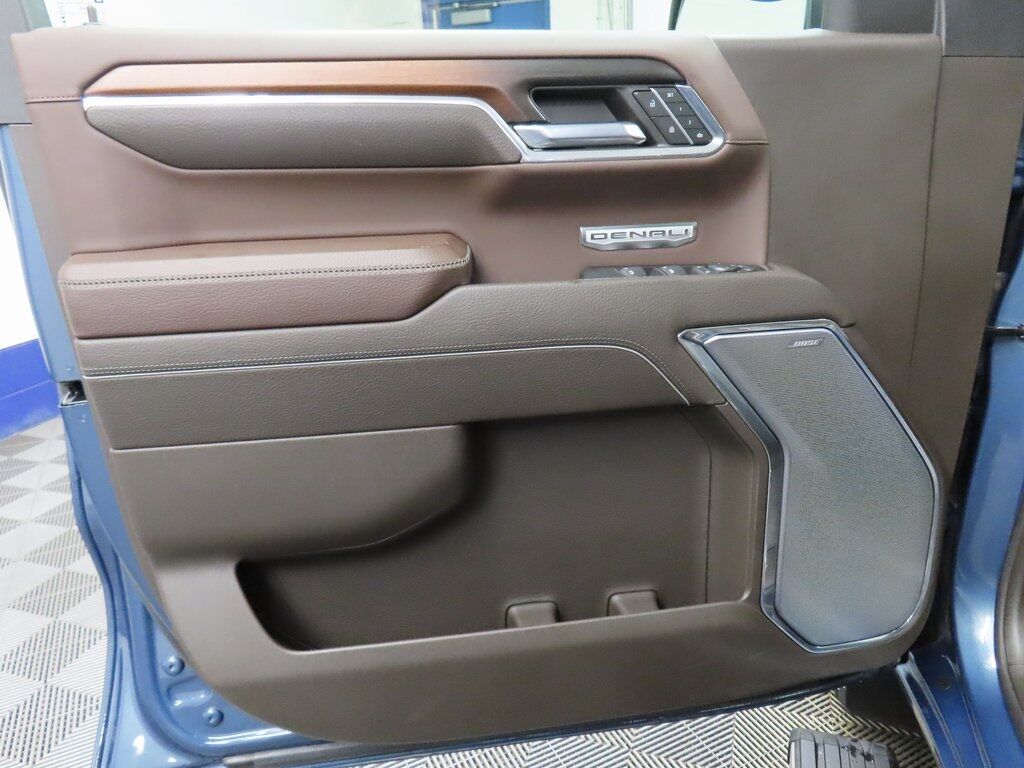 2024 GMC Sierra 1500 4x4 Crew Cab Denali Fond du Lac WI