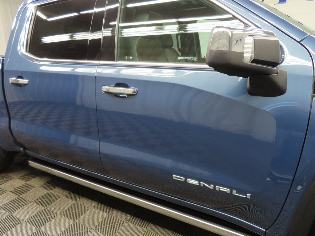 2024 GMC Sierra 1500 4x4 Crew Cab Denali Fond du Lac WI
