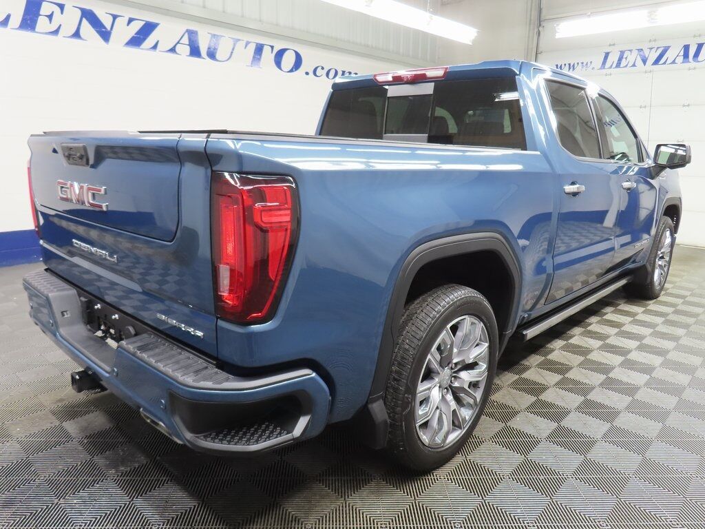 2024 GMC Sierra 1500 4x4 Crew Cab Denali Fond du Lac WI