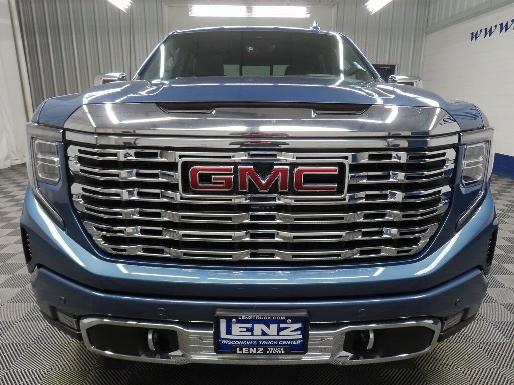 2024 GMC Sierra 1500 4x4 Crew Cab Denali Fond du Lac WI