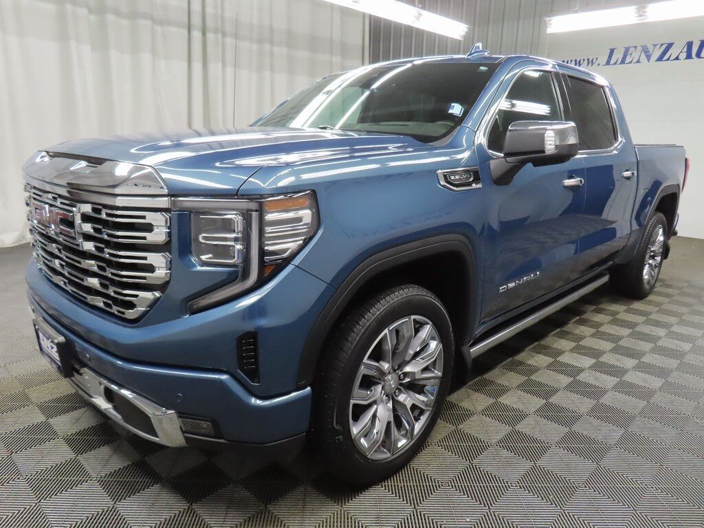 2024 GMC Sierra 1500 4x4 Crew Cab Denali Fond du Lac WI