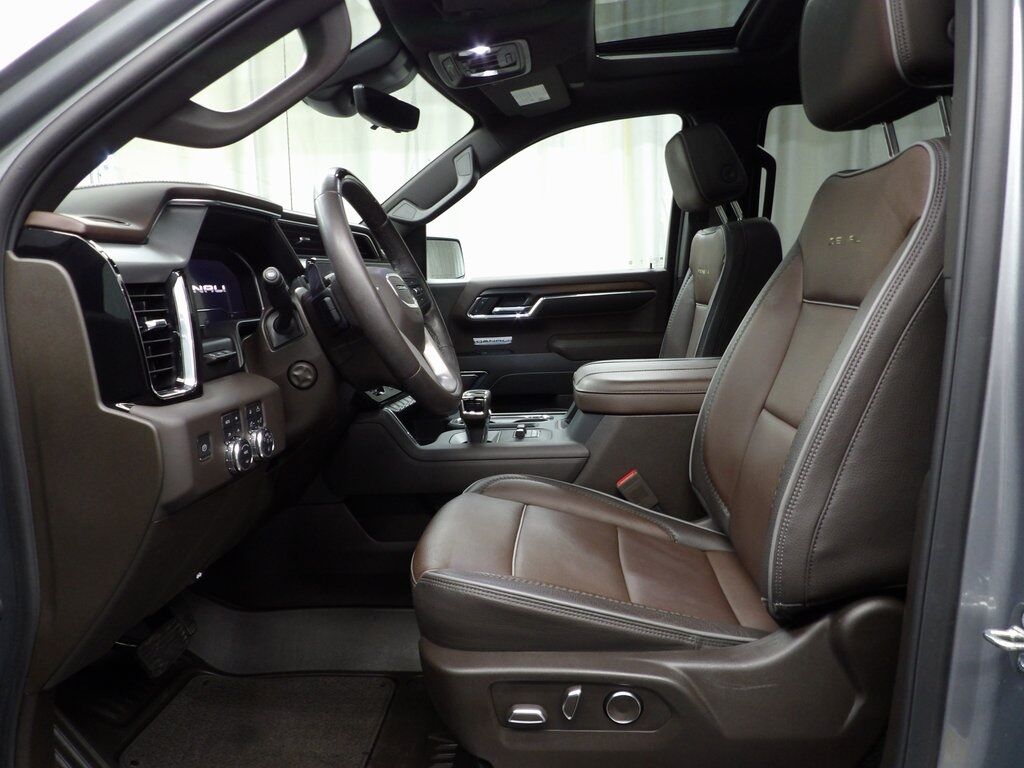 2024 GMC Sierra 1500 4x4 Crew Cab Denali Fond du Lac WI