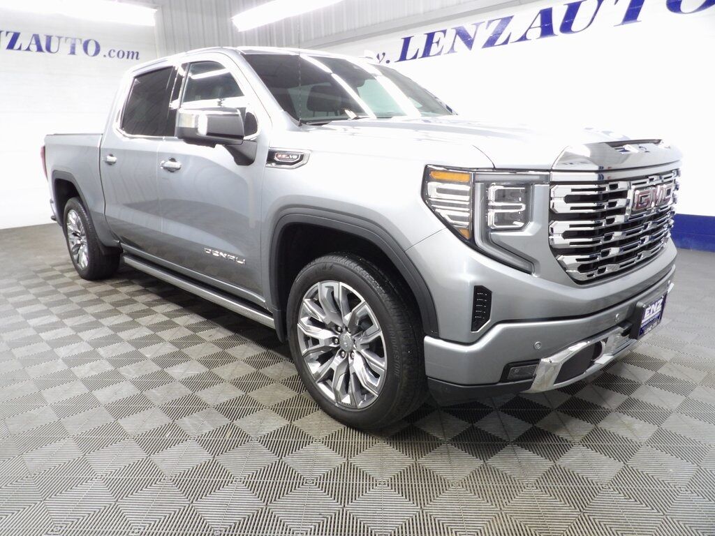 2024 GMC Sierra 1500 4x4 Crew Cab Denali Fond du Lac WI