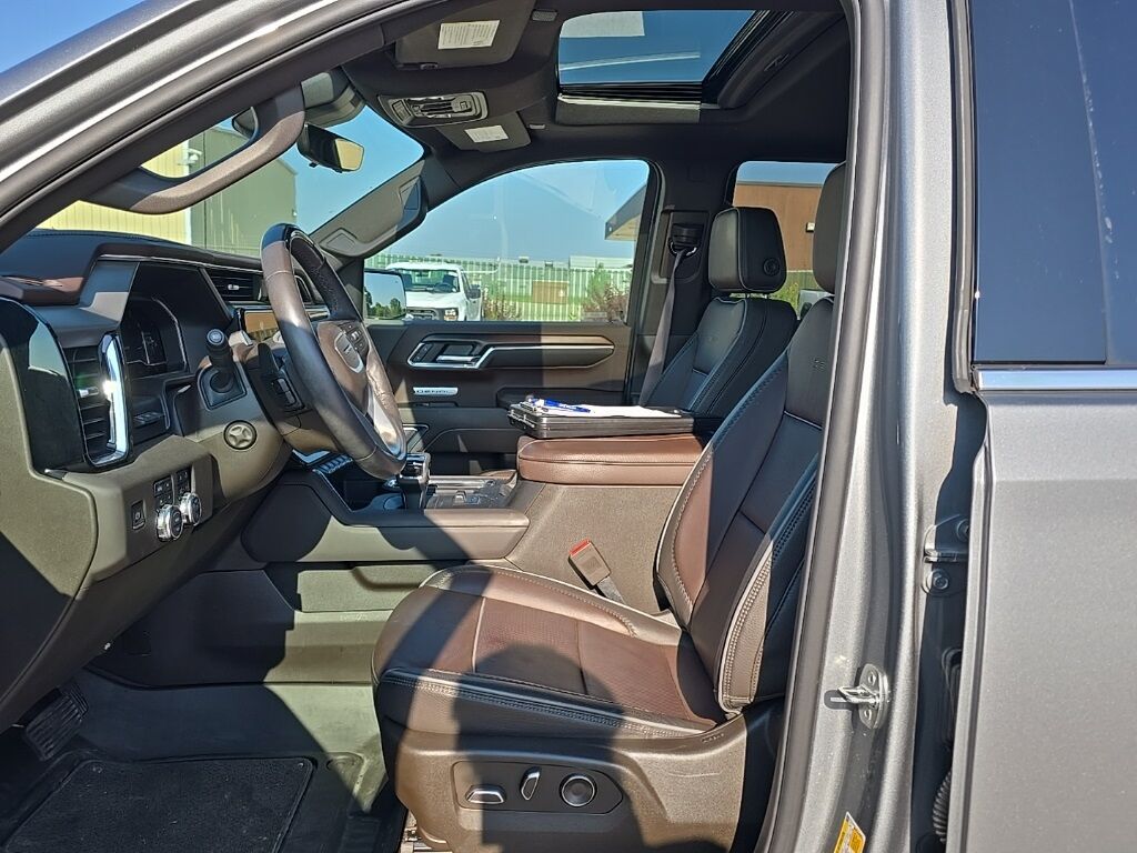 2024 GMC Sierra 1500 4x4 Crew Cab Denali Fond du Lac WI
