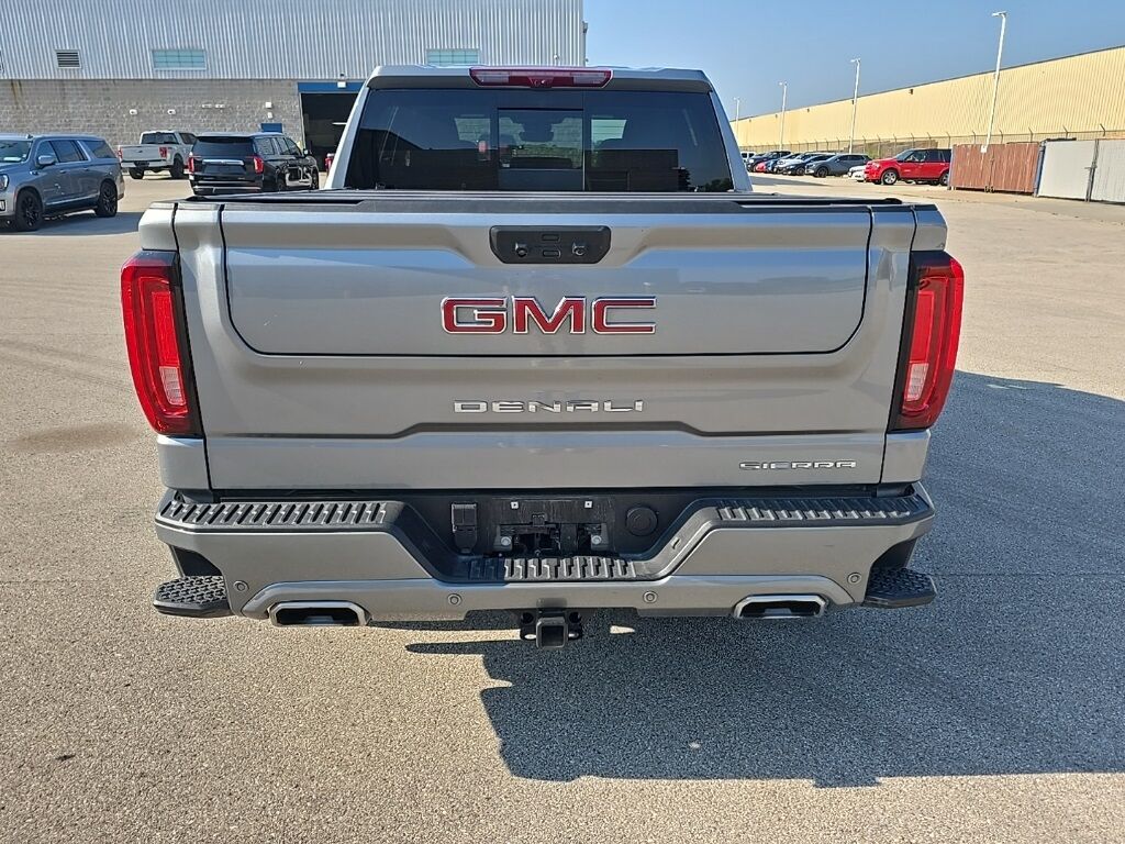 2024 GMC Sierra 1500 4x4 Crew Cab Denali Fond du Lac WI