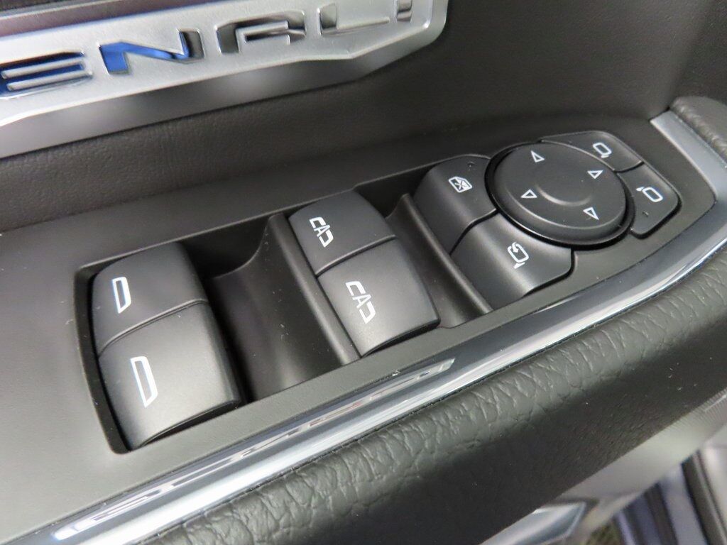 2024 GMC Sierra 1500 4x4 Crew Cab Denali Fond du Lac WI
