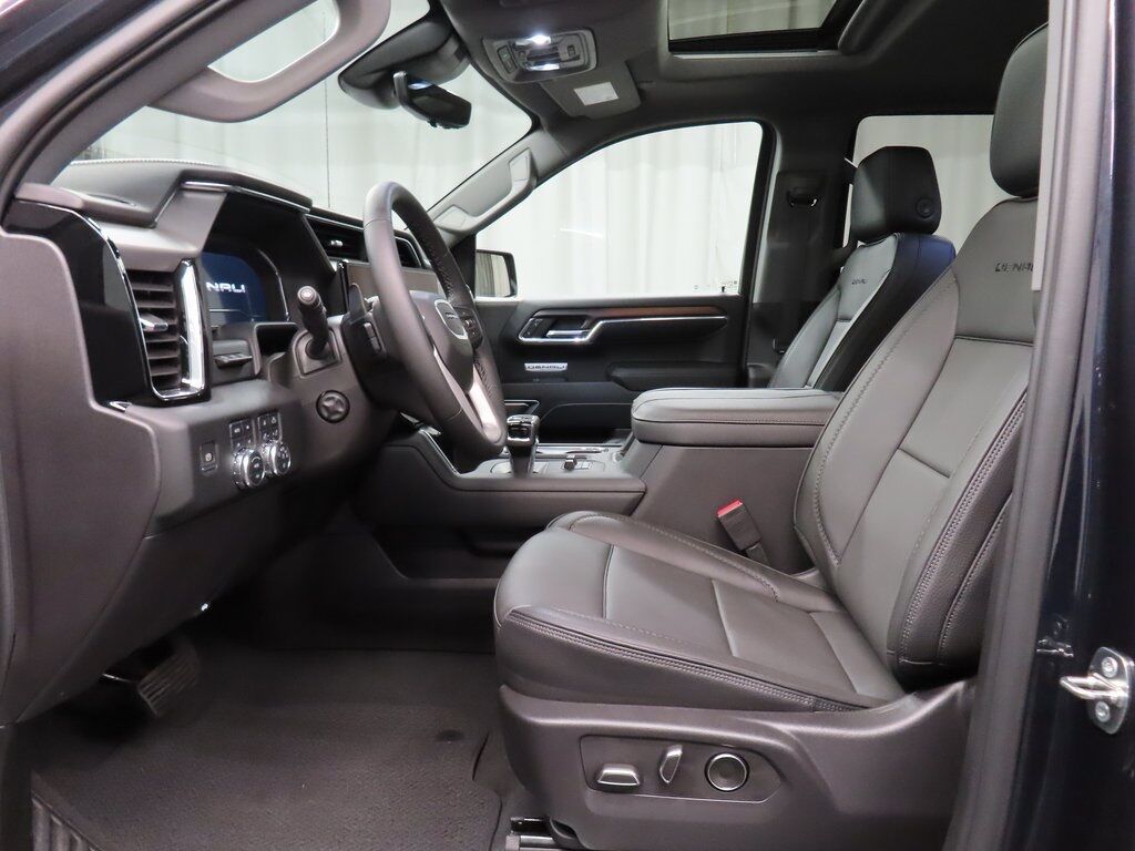 2024 GMC Sierra 1500 4x4 Crew Cab Denali Fond du Lac WI