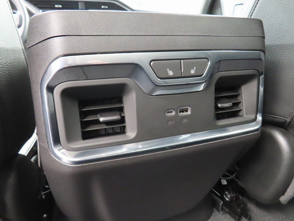 2024 GMC Sierra 1500 4x4 Crew Cab Denali Fond du Lac WI
