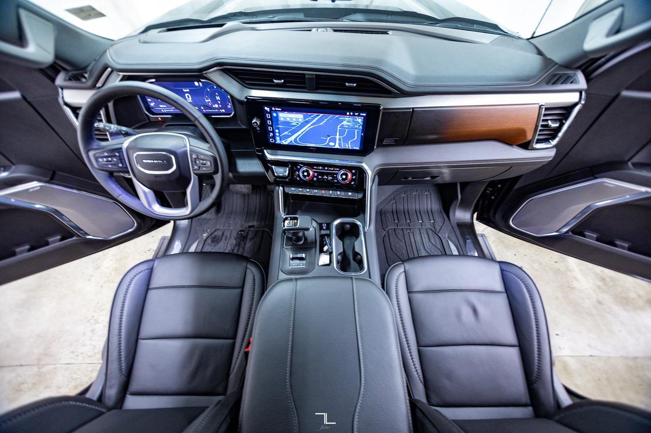 2024 GMC Sierra 1500 4x4 Crew Cab Denali Reserve Leather Roof Nav BCam Red Deer AB