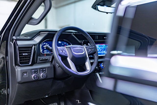 2024 GMC Sierra 1500 4x4 Crew Cab Denali Reserve Leather Roof Nav BCam Red Deer AB