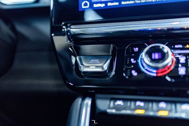 2024 GMC Sierra 1500 4x4 Crew Cab Denali Reserve Leather Roof Nav BCam Red Deer AB