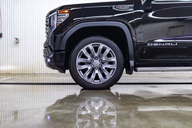 2024 GMC Sierra 1500 4x4 Crew Cab Denali Reserve Leather Roof Nav BCam Red Deer AB