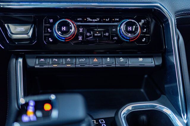 2024 GMC Sierra 1500 4x4 Crew Cab Denali Reserve Leather Roof Nav BCam Red Deer AB