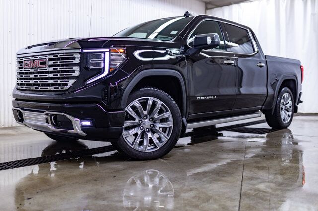 2024 GMC Sierra 1500 4x4 Crew Cab Denali Reserve Leather Roof Nav BCam Red Deer AB