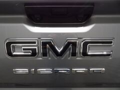 2024 GMC Sierra 1500 4x4 Crew Cab Elevation Fond du Lac WI