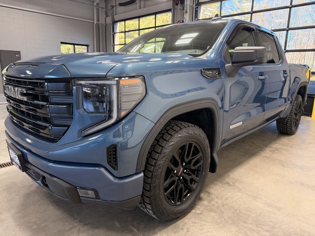 2024 GMC Sierra 1500 4x4 Crew Cab Elevation Minocqua WI