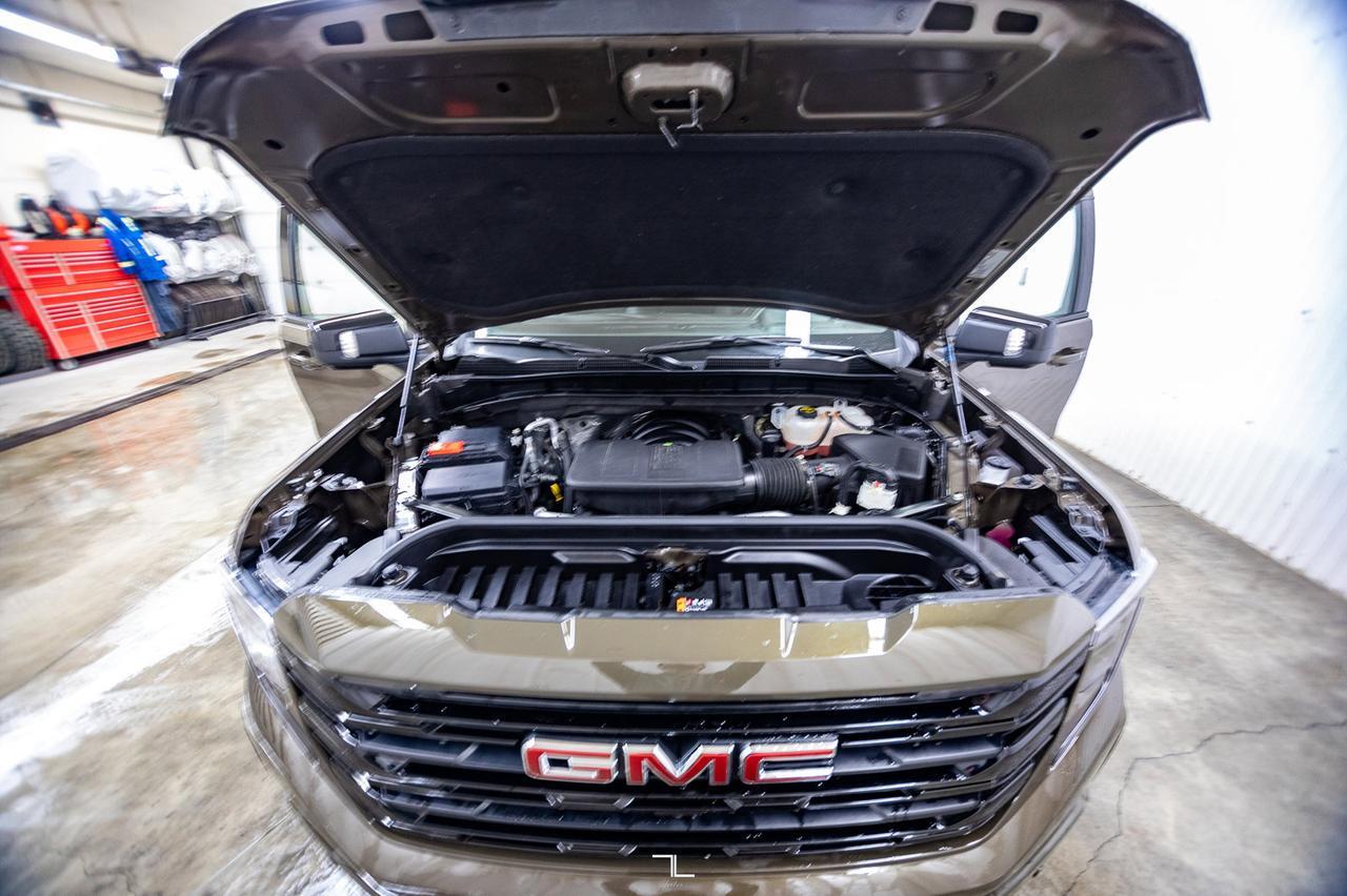 2024 GMC Sierra 1500 4x4 Crew Cab Elevation Leather Nav BCam Red Deer AB