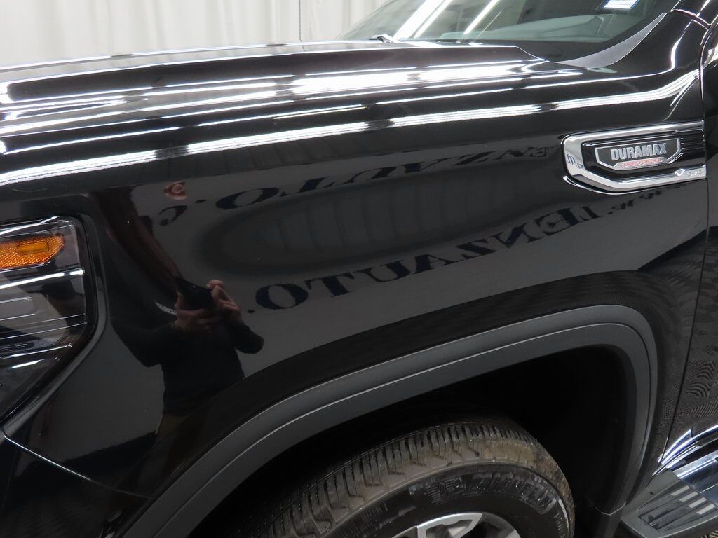 2024 GMC Sierra 1500 4x4 Crew Cab SLE Fond du Lac WI