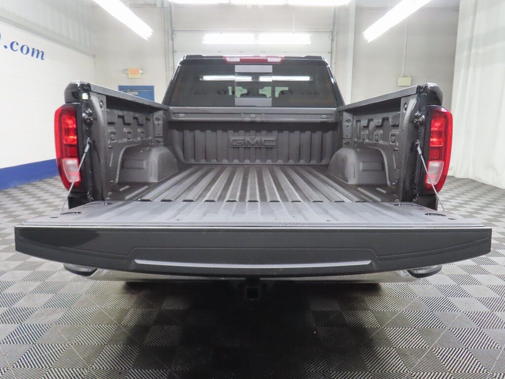 2024 GMC Sierra 1500 4x4 Crew Cab SLE Fond du Lac WI
