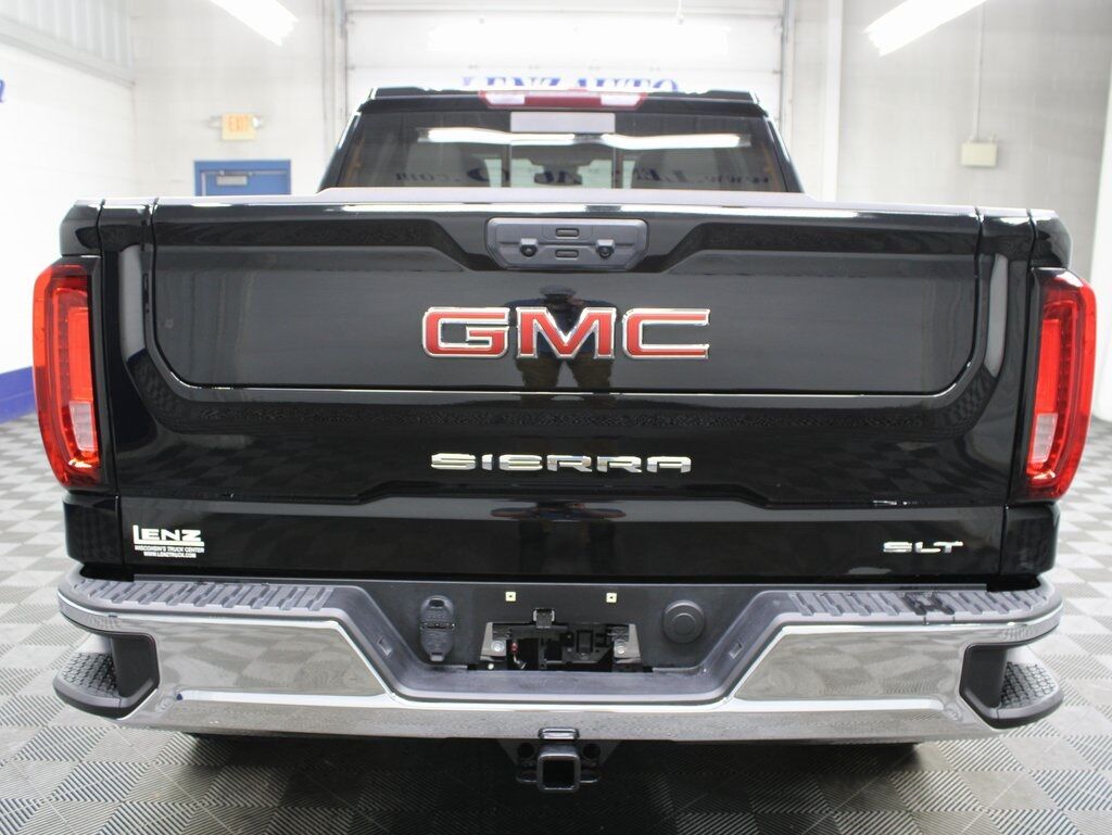 2024 GMC Sierra 1500 4x4 Crew Cab SLT Fond du Lac WI