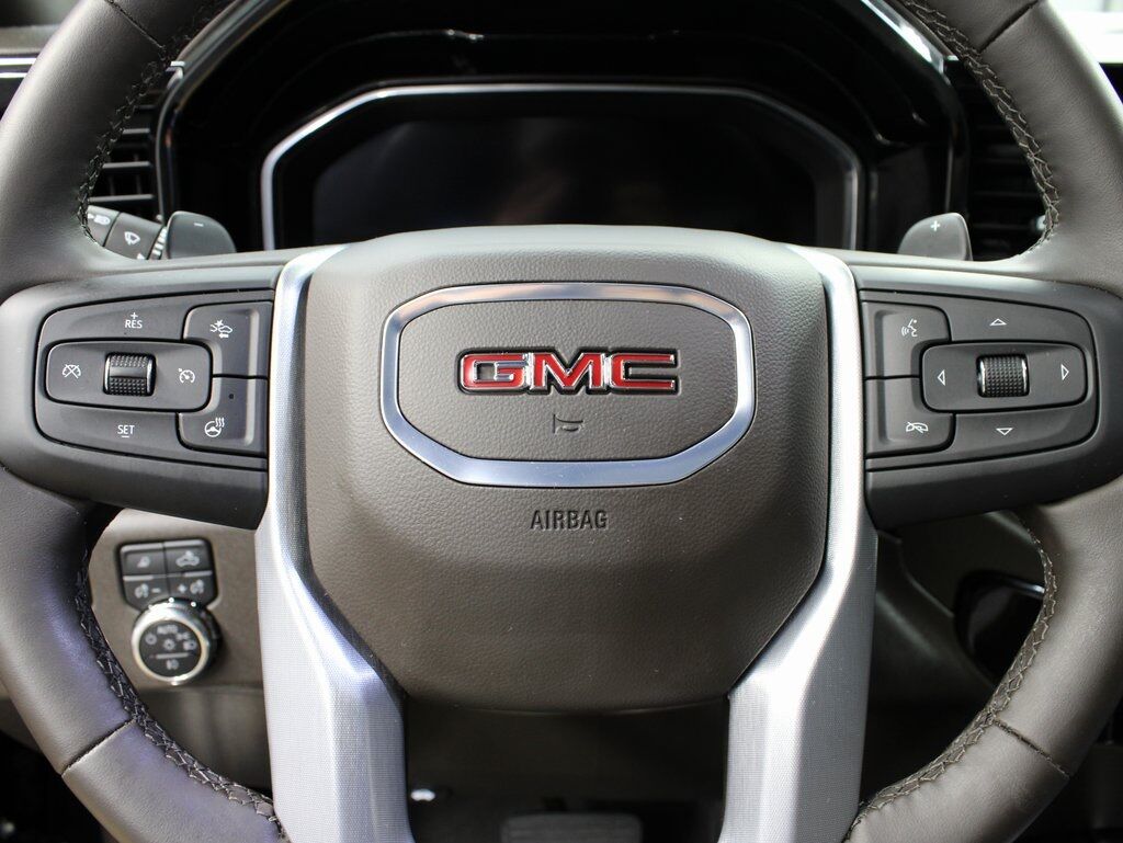 2024 GMC Sierra 1500 4x4 Crew Cab SLT Fond du Lac WI