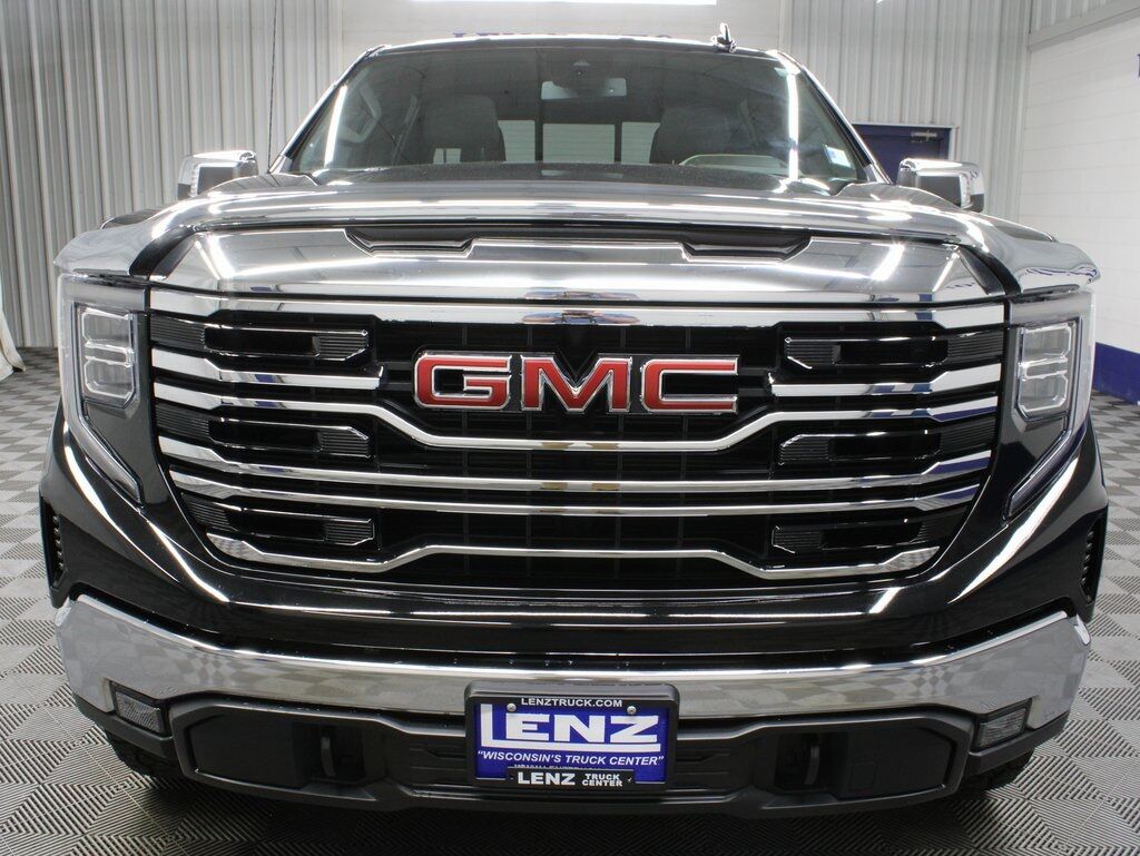 2024 GMC Sierra 1500 4x4 Crew Cab SLT Fond du Lac WI