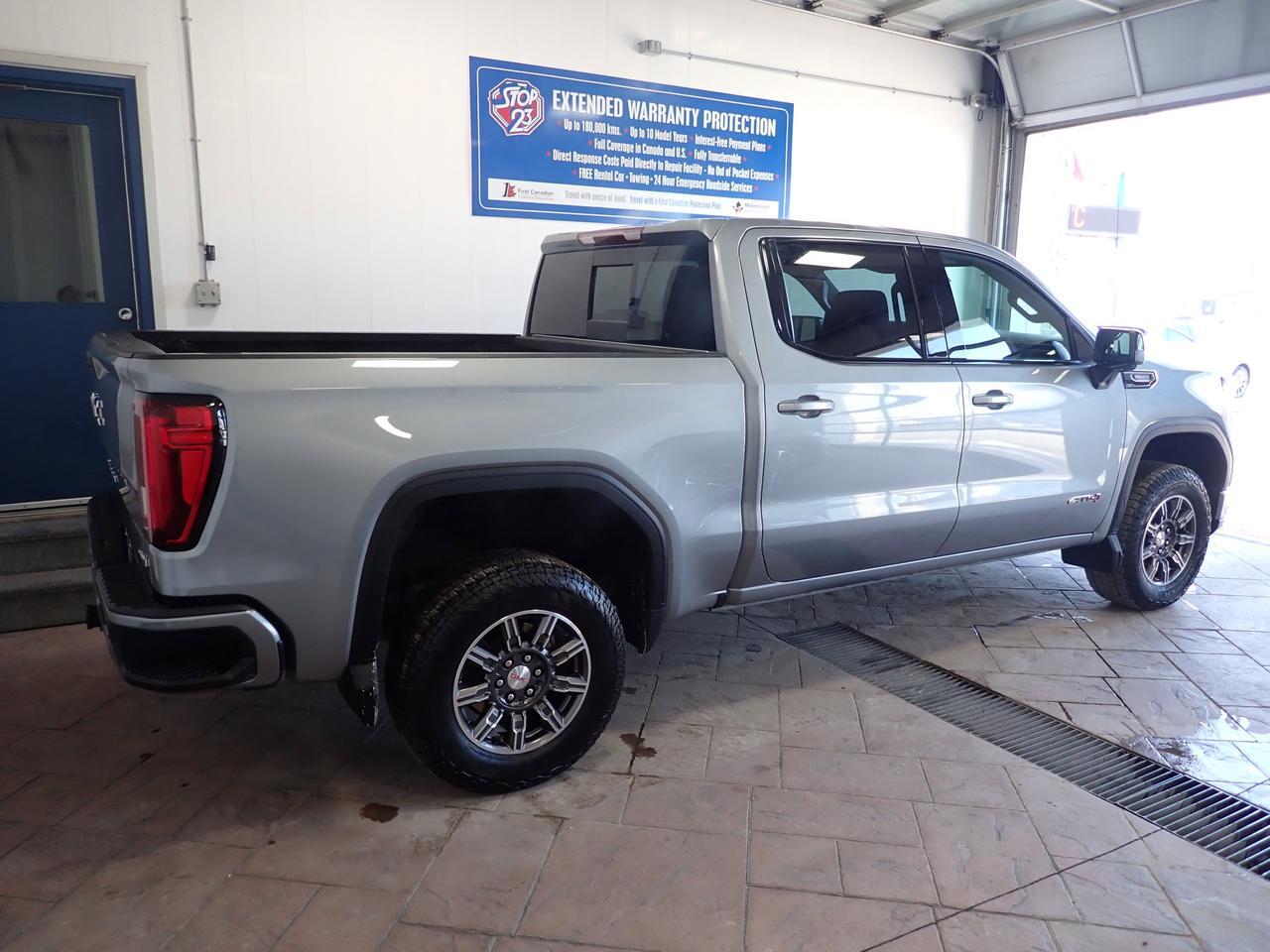2024 GMC Sierra 1500 AT4 4WD CREW CAB 5'6 BOX BUCKET SEATS *DIESEL* LEATHER Listowel ON