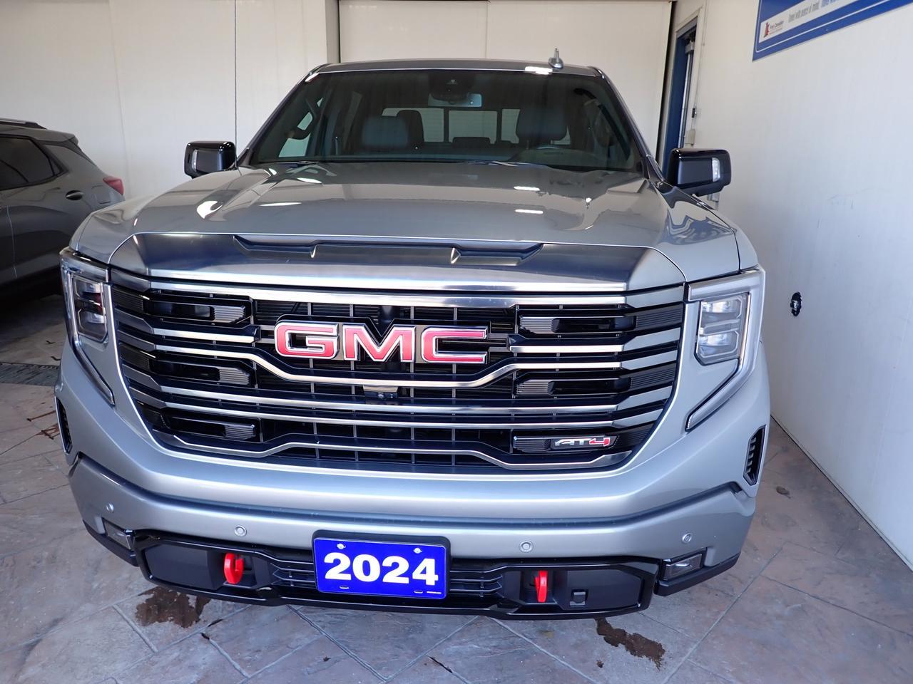 2024 GMC Sierra 1500 AT4 4WD CREW CAB 5'6 BOX BUCKET SEATS *DIESEL* LEATHER Listowel ON