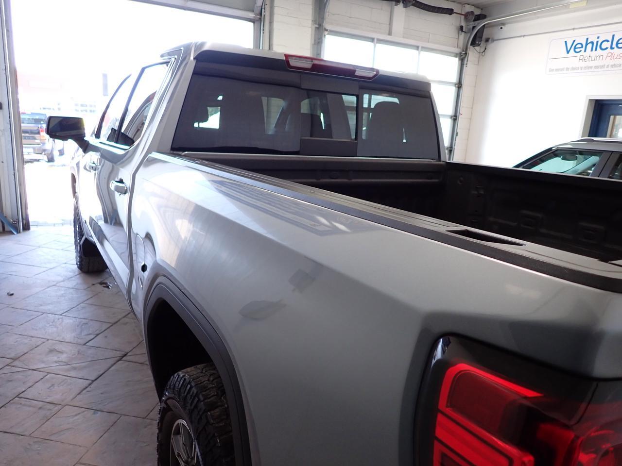 2024 GMC Sierra 1500 AT4 4WD CREW CAB *DIESEL* LEATHER Listowel ON