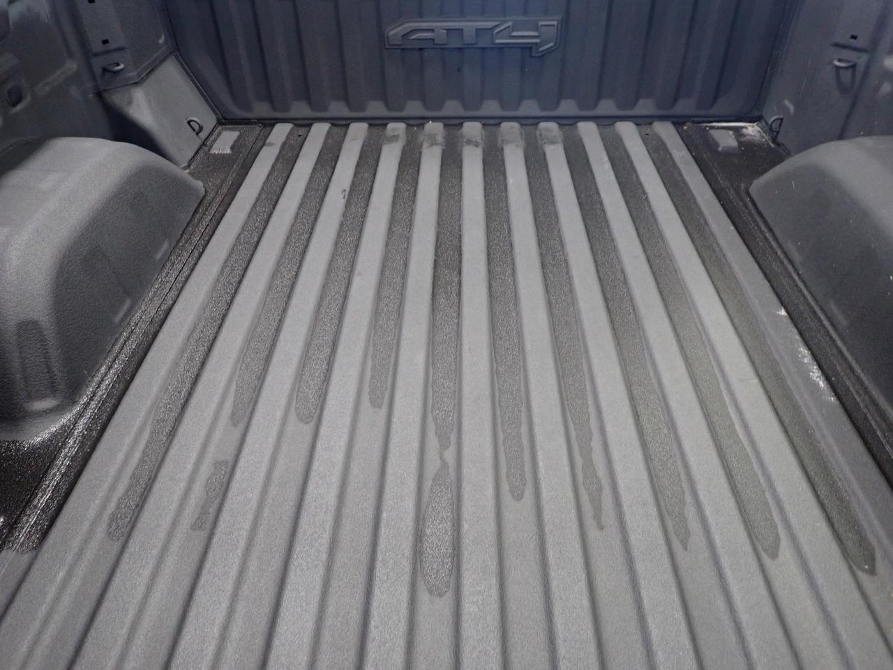 2024 GMC Sierra 1500 AT4 4WD CREW CAB *DIESEL* LEATHER Listowel ON