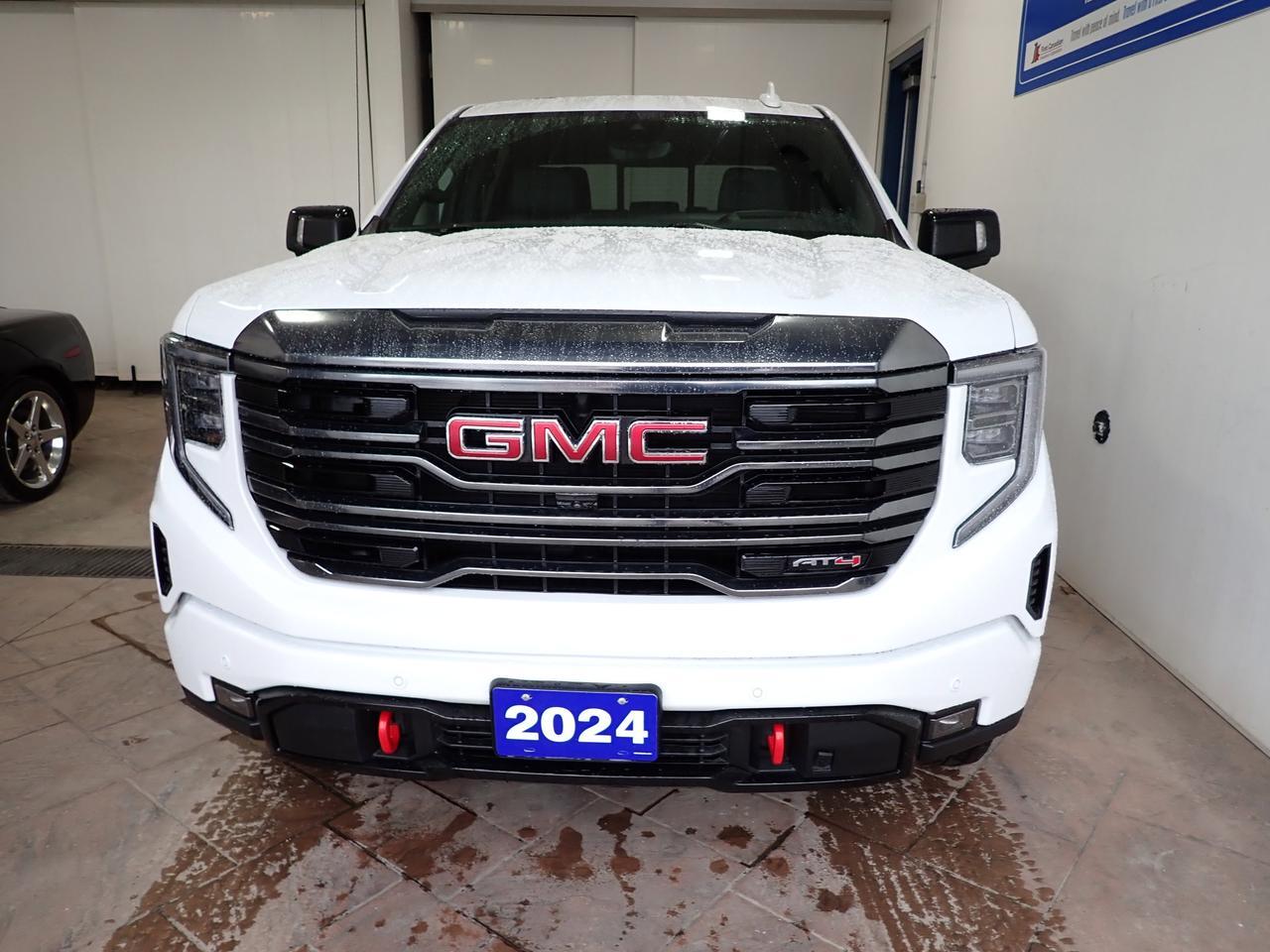 2024 GMC Sierra 1500 AT4 4WD CREW CAB *DIESEL* SUNROOF LEATHER Listowel ON