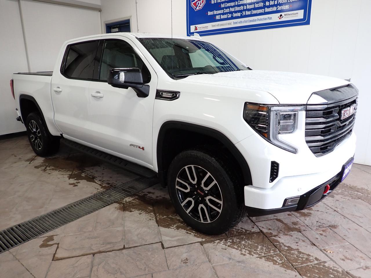 2024 GMC Sierra 1500 AT4 4WD CREW CAB *DIESEL* SUNROOF LEATHER