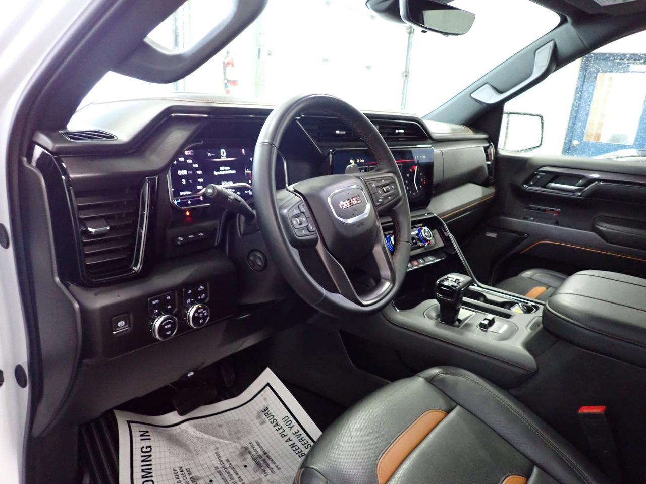 2024 GMC Sierra 1500 AT4 4WD CREW CAB *DIESEL* SUNROOF LEATHER Listowel ON