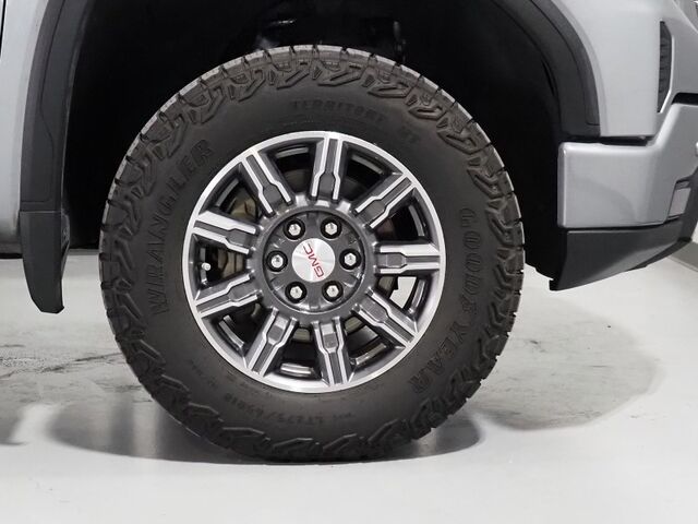 2024 GMC Sierra 1500 AT4 4WD *TECHNOLOGY PKG, HEADS-UP DISPLAY, NAVIGATION, ADAPTIVE CRUISE, SAFETY ALERTS, 360 VIEW CAMERAS, LEATHER, CLIMATE SEATS, HTD STEERING, REMOTE START, BOSE, WIRELESS CHARGING, ANDROID & APPLE Round Rock TX
