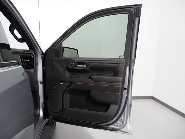 2024 GMC Sierra 1500 AT4 4WD *TECHNOLOGY PKG, HEADS-UP DISPLAY, NAVIGATION, ADAPTIVE CRUISE, SAFETY ALERTS, 360 VIEW CAMERAS, LEATHER, CLIMATE SEATS, HTD STEERING, REMOTE START, BOSE, WIRELESS CHARGING, ANDROID & APPLE Round Rock TX