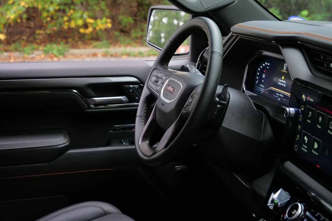 2024 GMC Sierra 1500 AT4 4X4 / Duramax Diesel / Technology Package! High Point NC